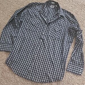 🎁 Men's Black Plaid Shirt